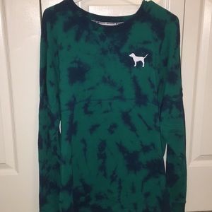 Long sleeve t shirt